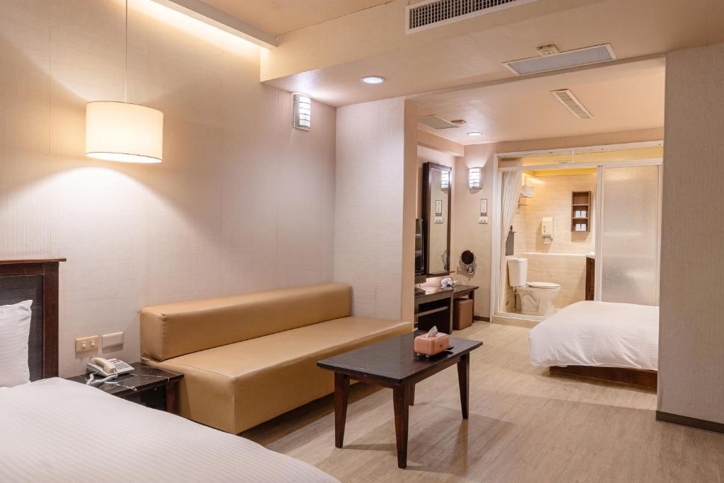 承攜行旅-高雄新崛江館