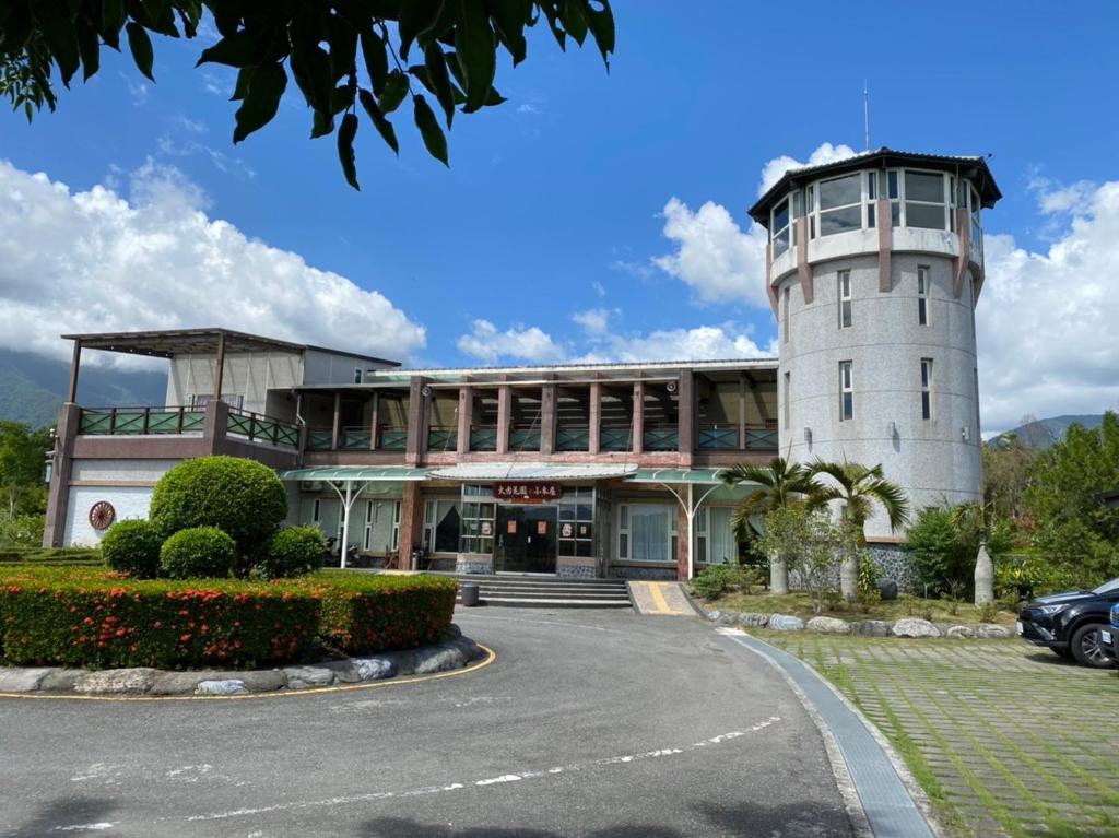 大方花園小木屋民宿