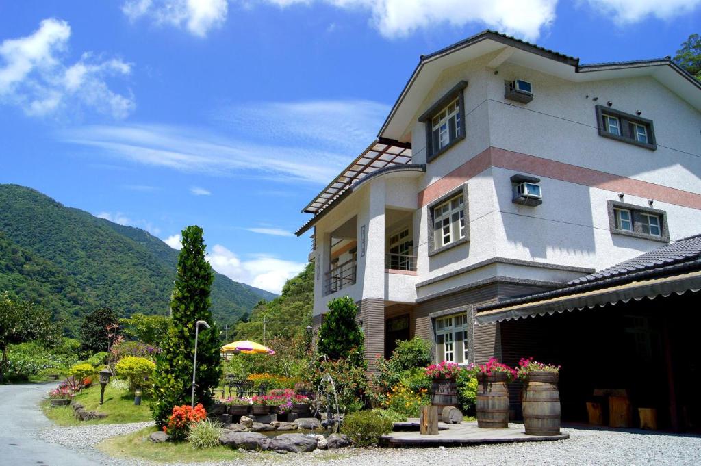 大礁溪左岸民宿