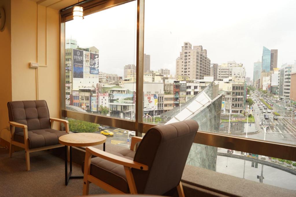 旅聚居青年旅舍