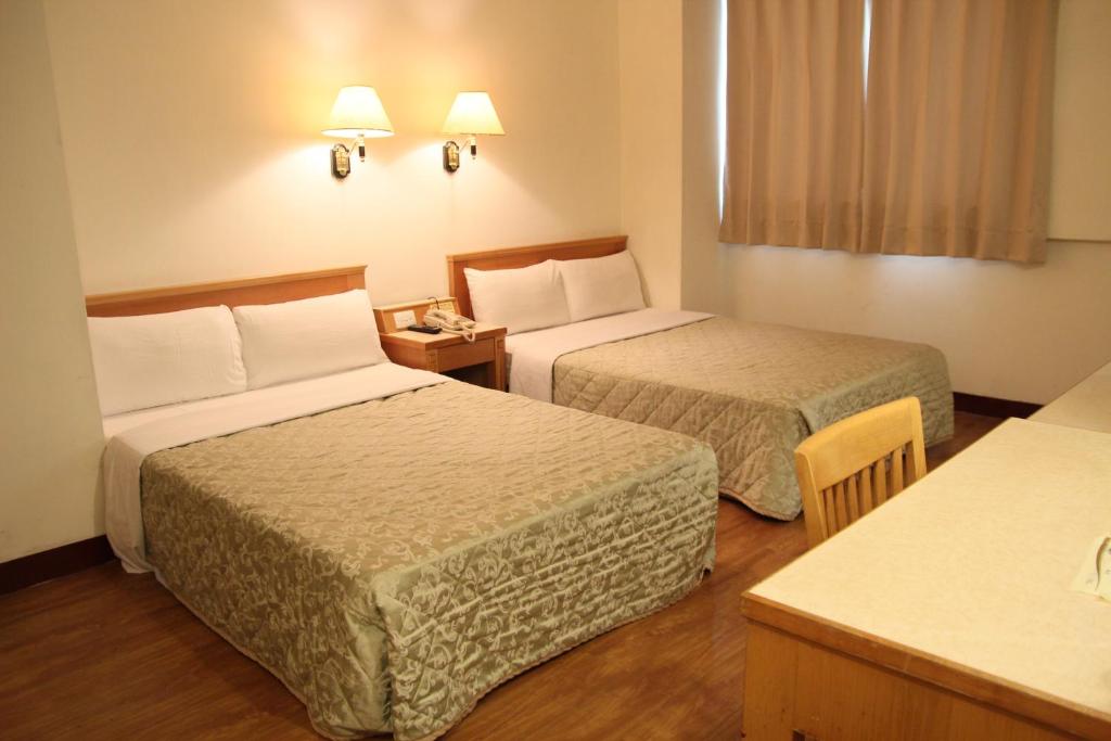 金馬大飯店 Riverside Hotel