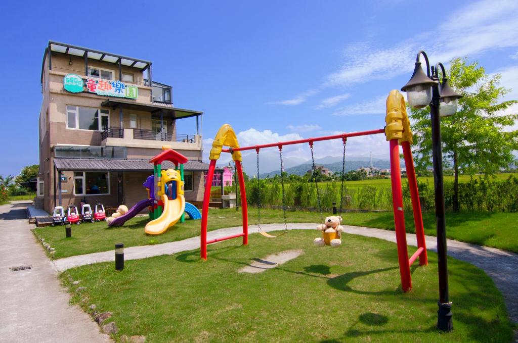 童趣樂園-溜滑梯親子民宿